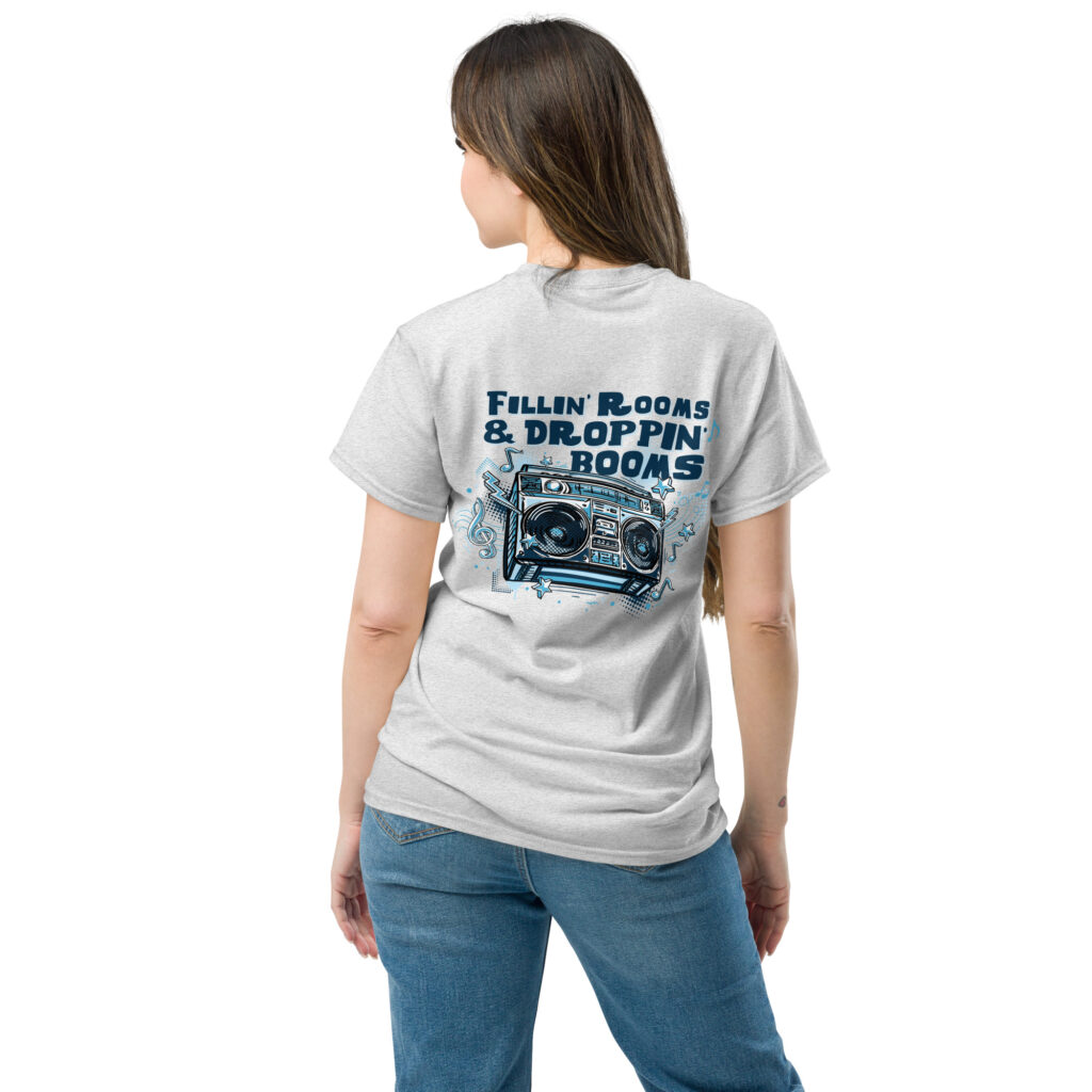 TravelBoom – Unisex Classic Tshirt – Droppin Booms
